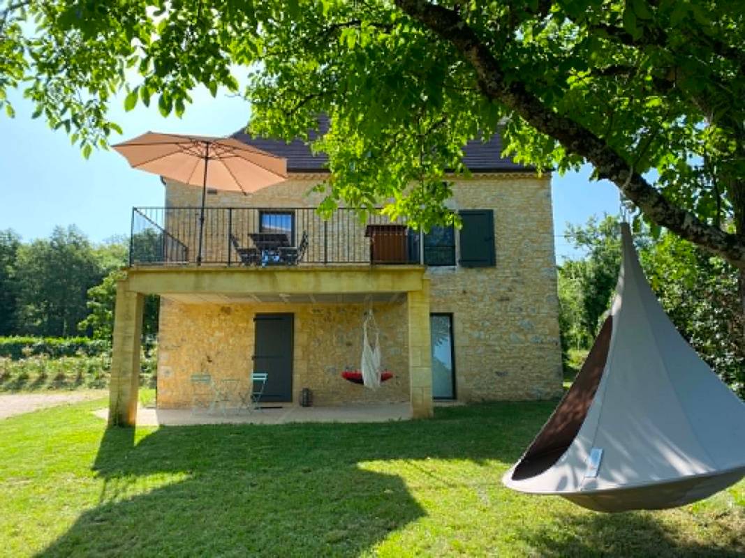 Envie de vous relaxer dans le jardin ?